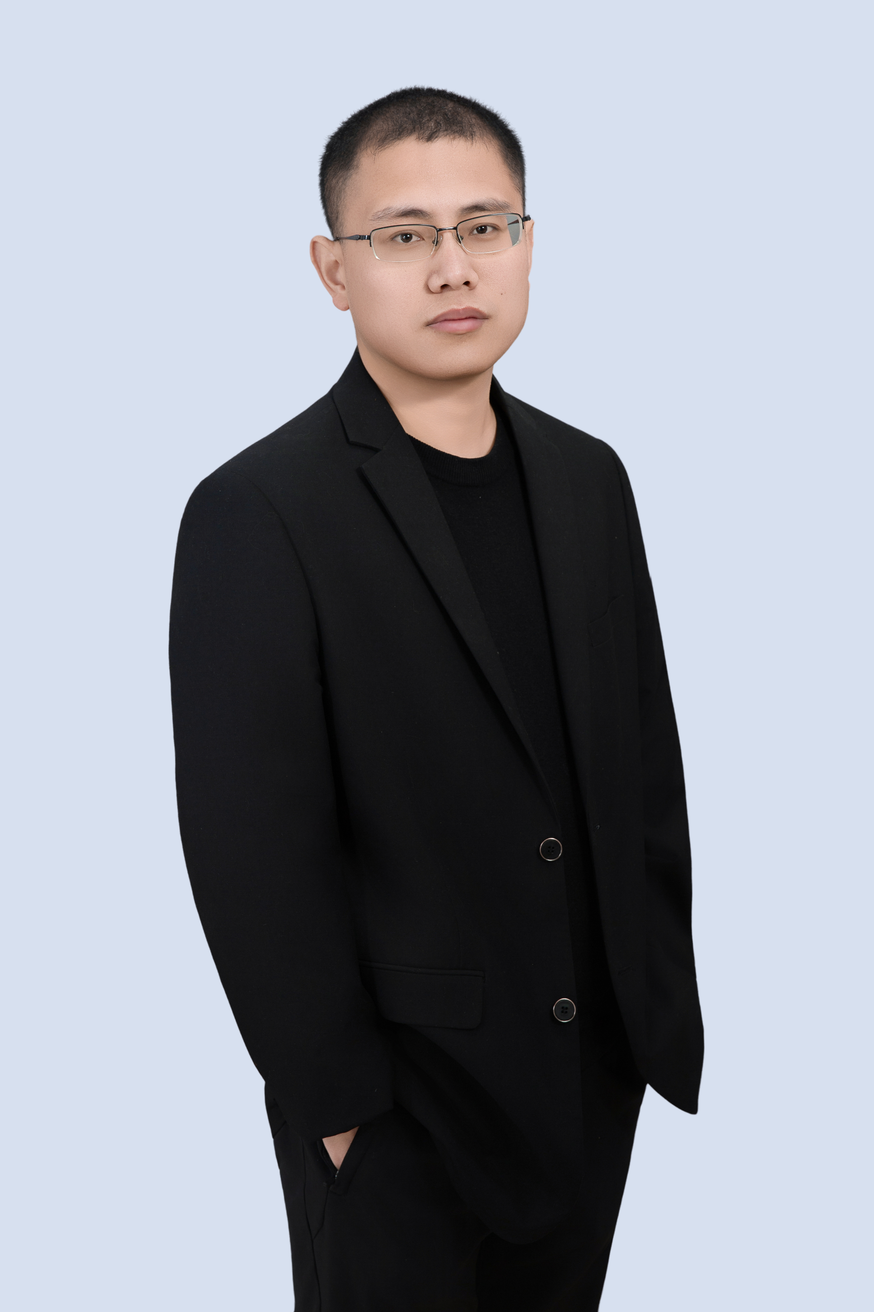 张伟杰.jpg